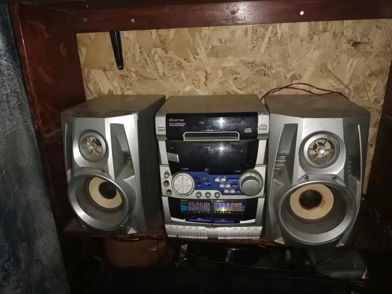 Sistema de sonido karaoke Goto con parlantes - 1