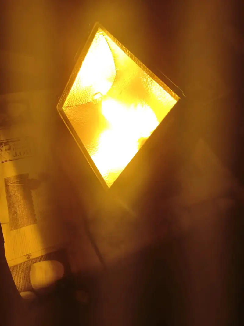 Reflector de luz 400W M/C para exteriores - 4