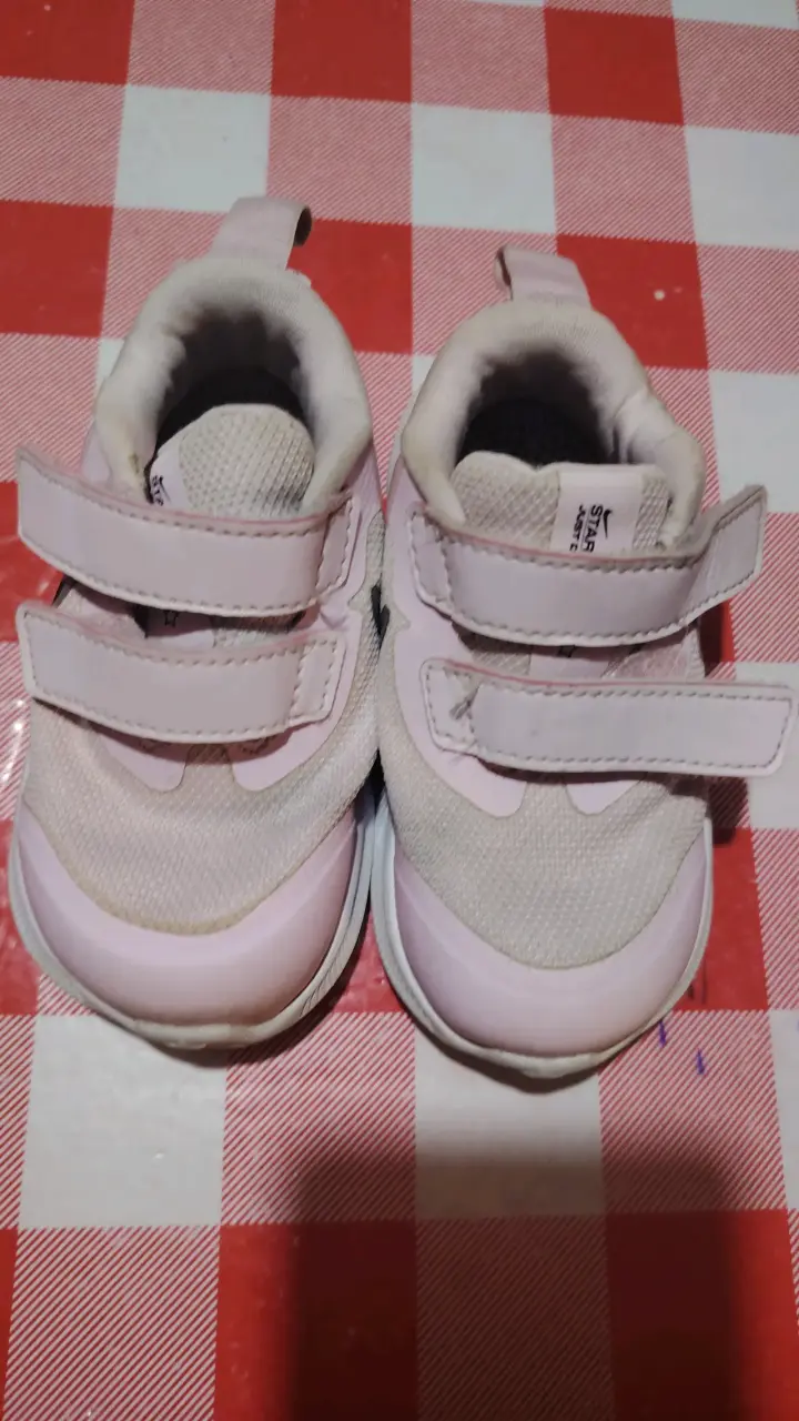 Zapatillas Converse para niños talla 28 nuevas - 5