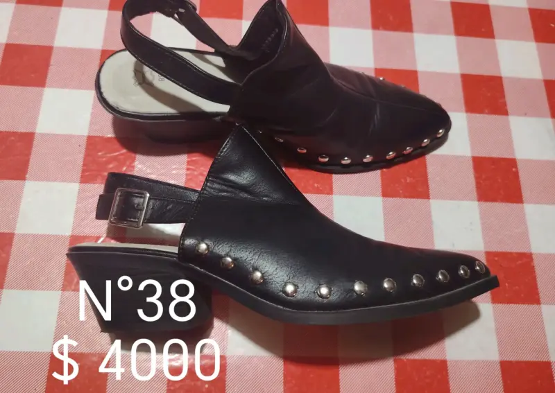 Zapatillas deportivas marrones nuevas talla 40 - 6