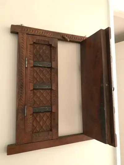 Ventana decorativa de madera tallada India - miniatura 5