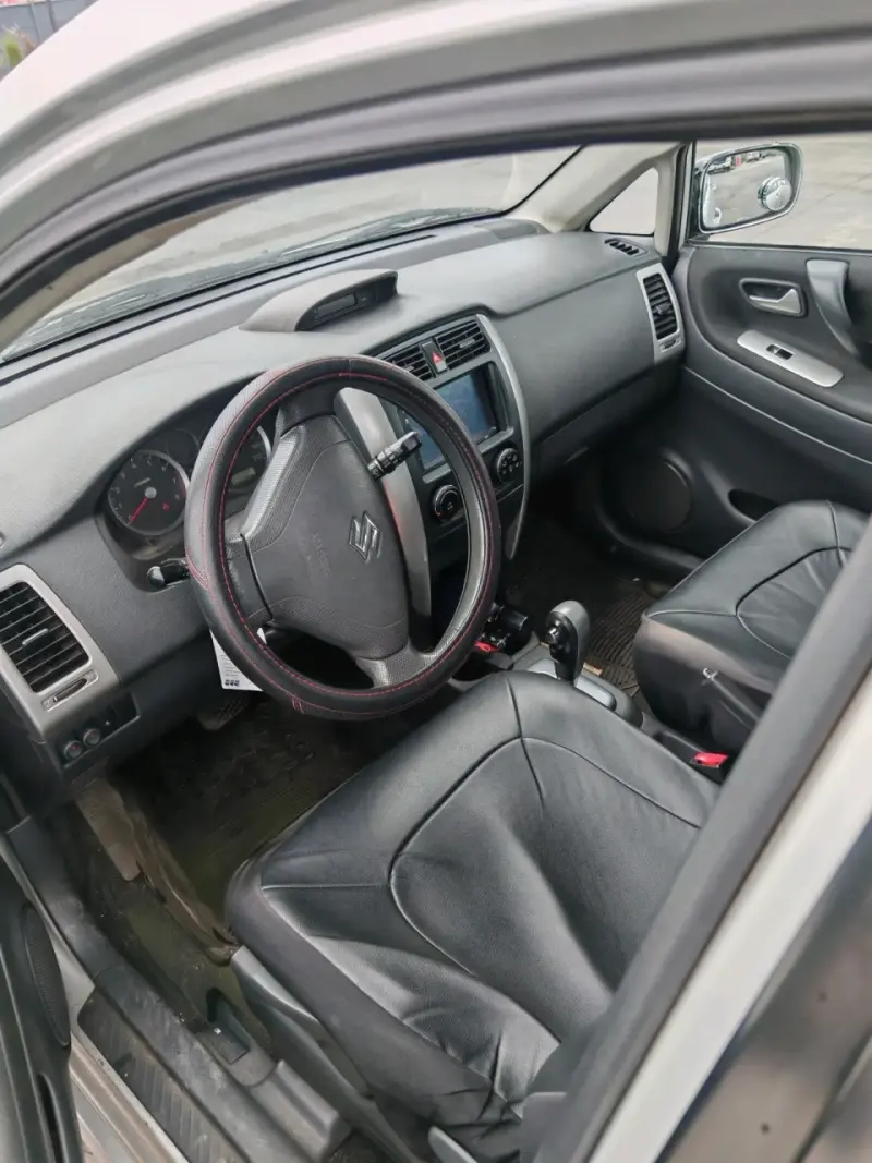 Suzuki aerio 2007 glx 1.6L automático - 1