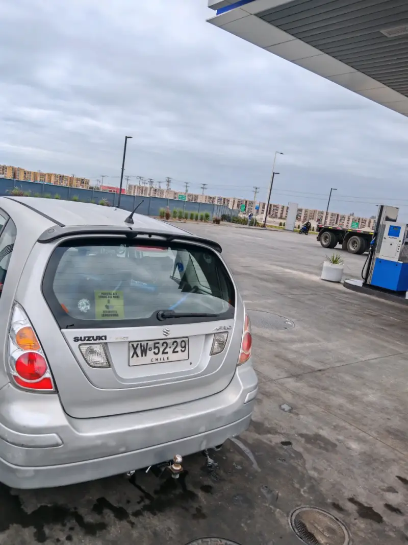 Suzuki aerio 2007 glx 1.6L automático - 4