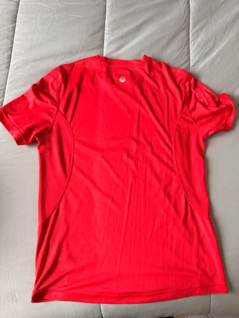 Polera Deportiva Roja Marmot para Hombre - 3