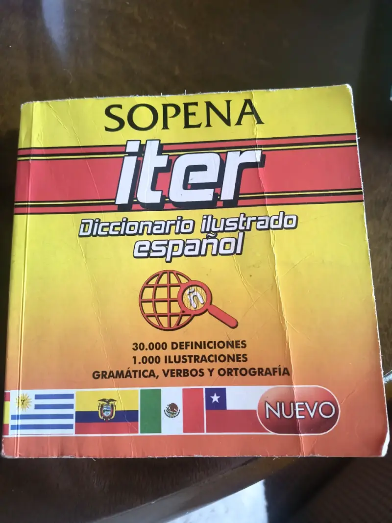 Libro 'Un secreto en mi colegio' de Angélica Dossetti - 3