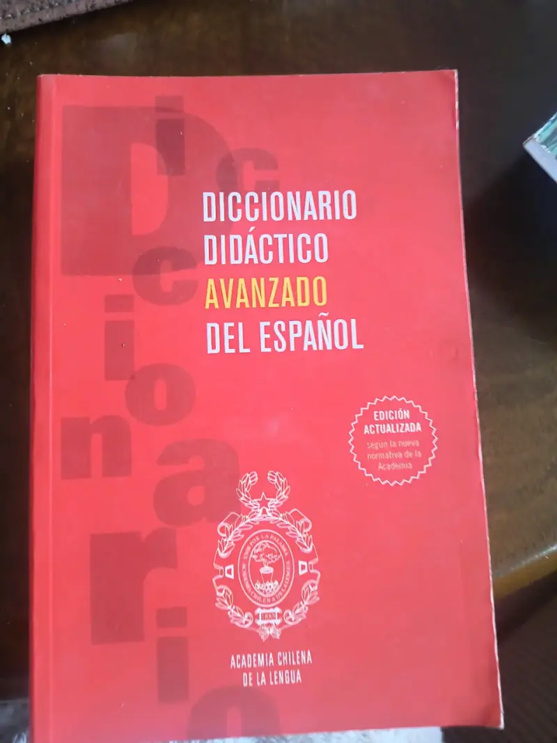 Libro 'Un secreto en mi colegio' de Angélica Dossetti - 5