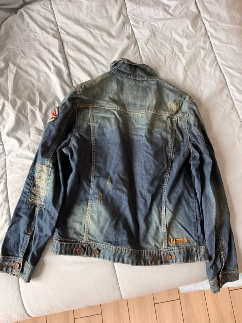 Chaqueta de mezclilla Ferouch Jeans desgastada - 3