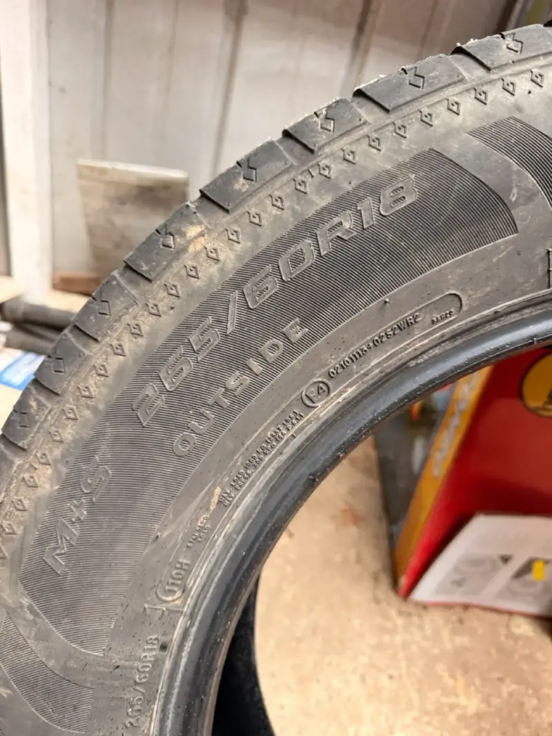 Neumático Cooper Discoverer HTS 265/60R18 usado - 2