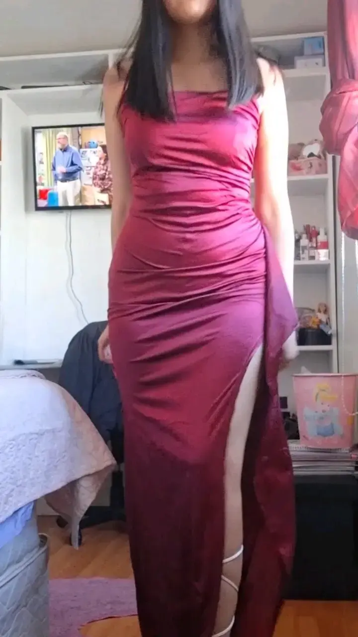 Vestido largo de fiesta burdeos con abertura - 1