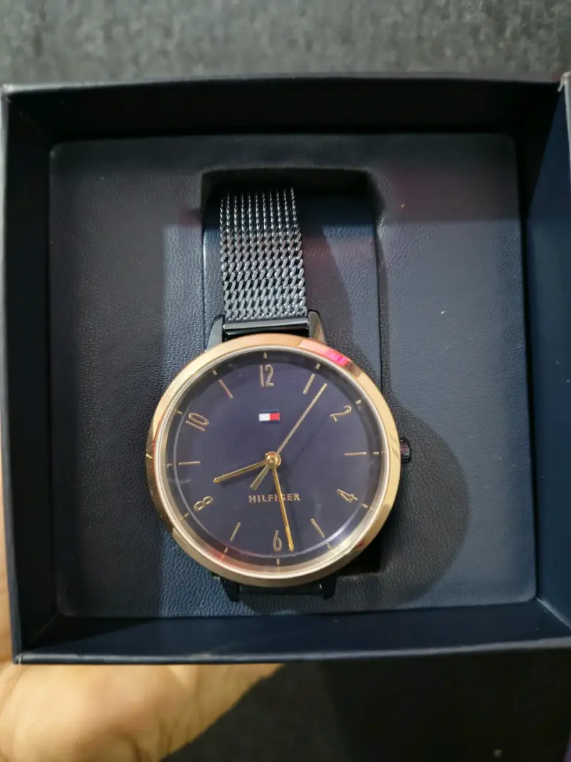 Reloj Tommy Hilfiger Hombre Malla Metálica - 1