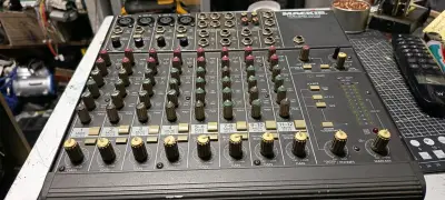 Mezclador de Audio Mackie 1202-VLZ 12 Canales - miniatura 2