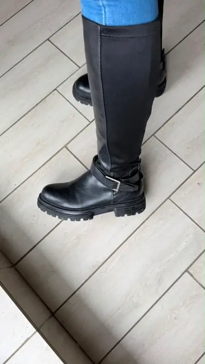 Botas negras de cuero para mujer - miniatura 4
