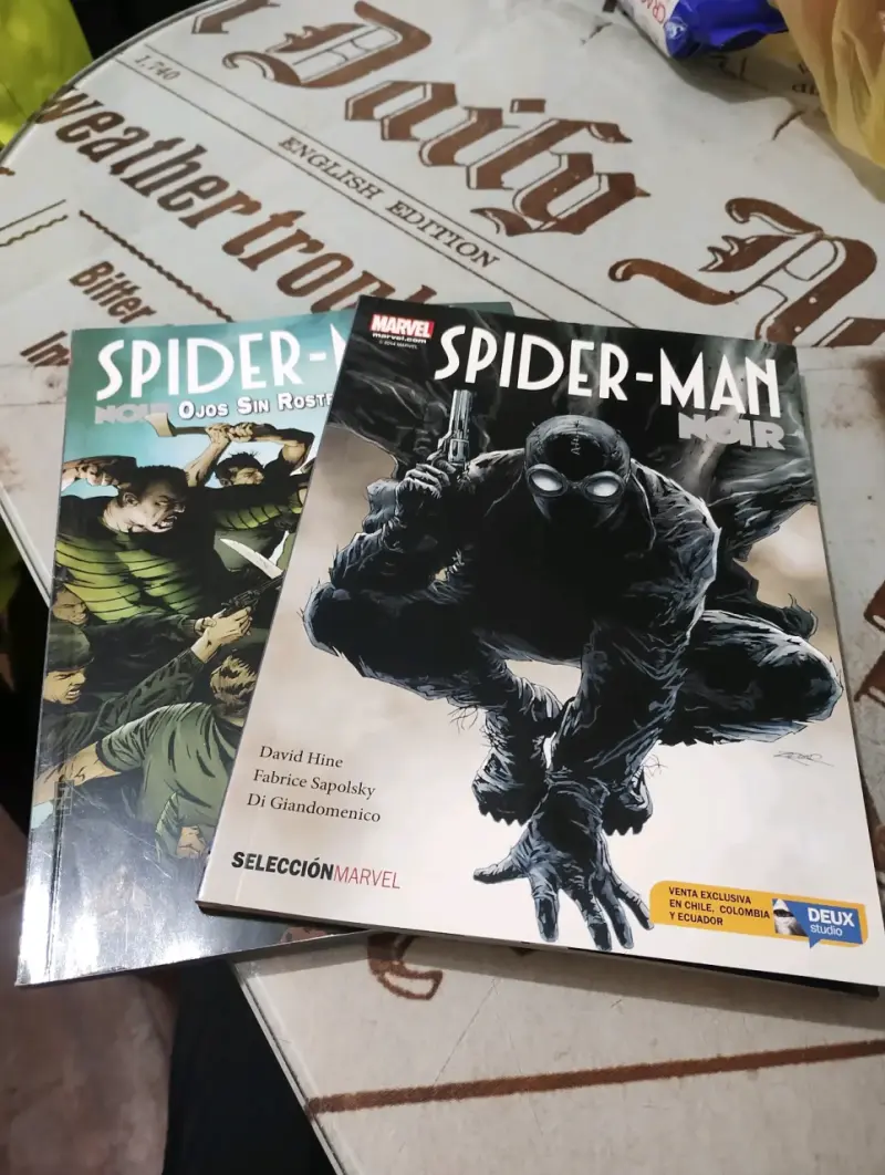 Cómic Spider-Man Noir Selección Marvel - 2
