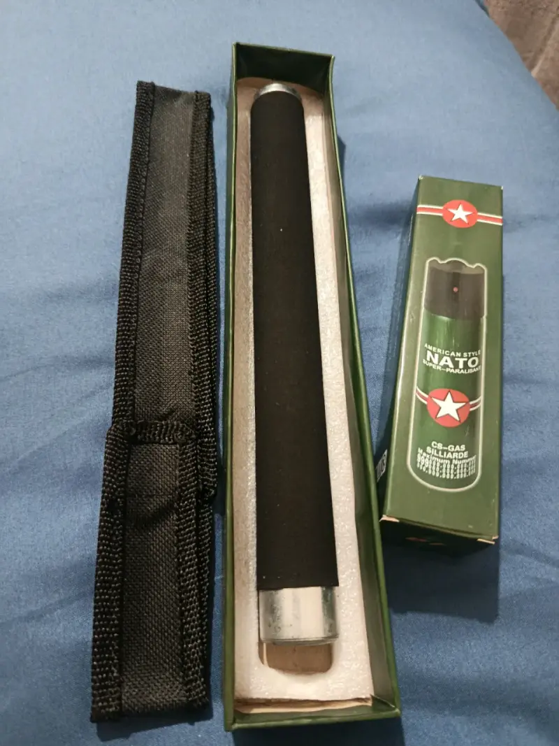Bastón extensible y spray de defensa personal NATO - 2