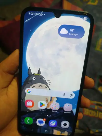 Smartphone Samsung Galaxy A con triple cámara - miniatura 3