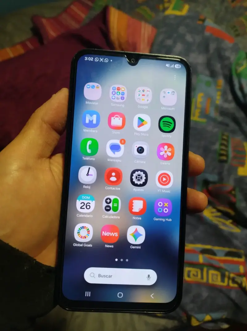 Smartphone Samsung Galaxy A con triple cámara - 4