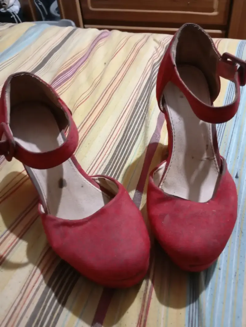 Zapatos de Tacón Alto Rojos y Beige con Correa - 4