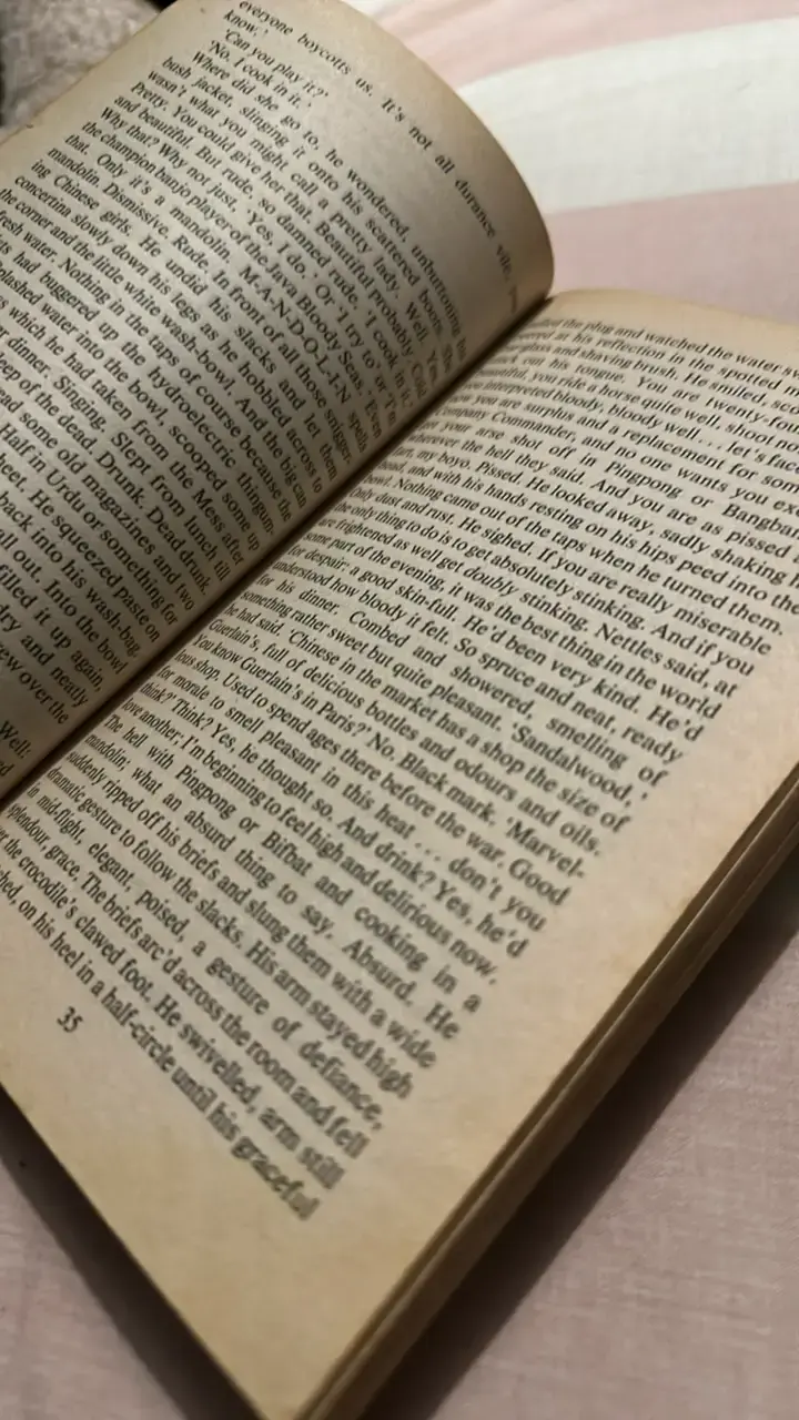 Libro 'A Gentle Occupation' de Dirk Bogarde - 3