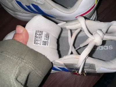 Zapatillas deportivas Adidas blancas - miniatura 3