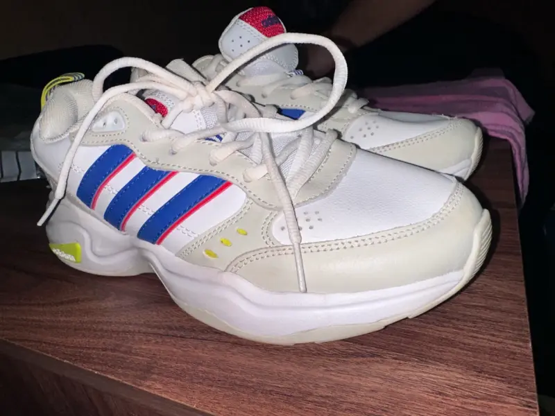 Zapatillas deportivas Adidas blancas - 4
