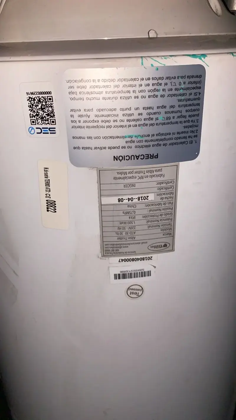 Termo  eléctrico trotter 30lts 1.500wts bueno - 4