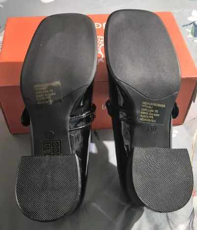 Zapatos de charol negro Weide con tacón bajo - miniatura 4