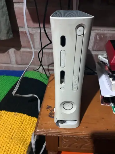 Xbox 360 - miniatura 4