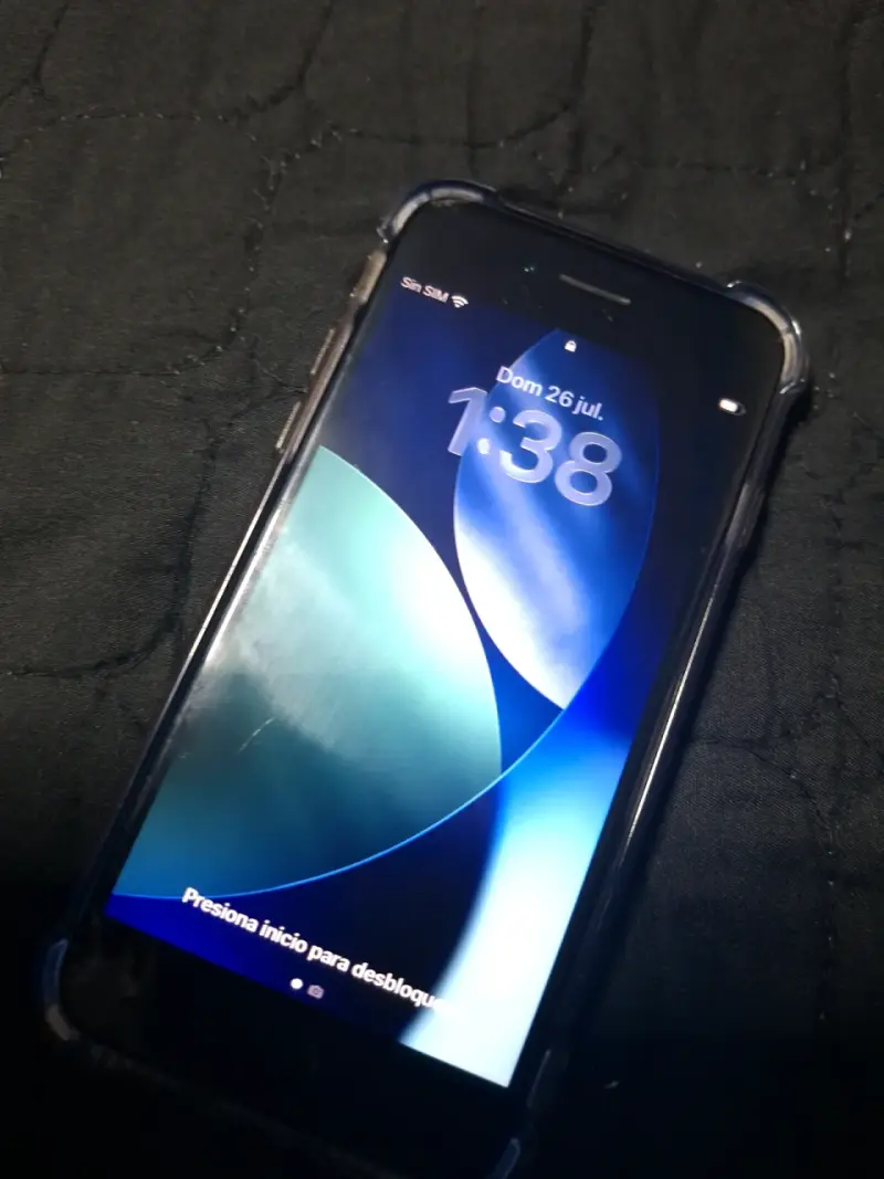iPhone se2022 64gb 78%bateria - 2