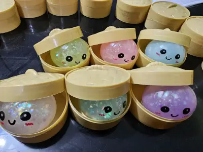 Juguetes antiestrés en forma de dumpling kawaii - miniatura 1