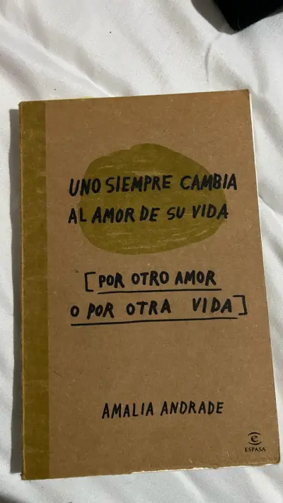 Libro 'Uno Siempre Cambia Al Amor De Su Vida' - miniatura 1