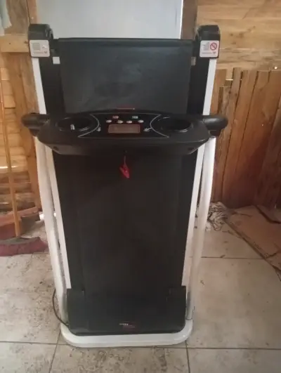 Caminadora eléctrica plegable con pantalla digital - miniatura 2