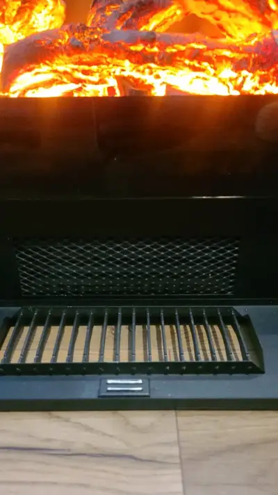 Chimenea eléctrica decorativa con efecto de leña - miniatura 4