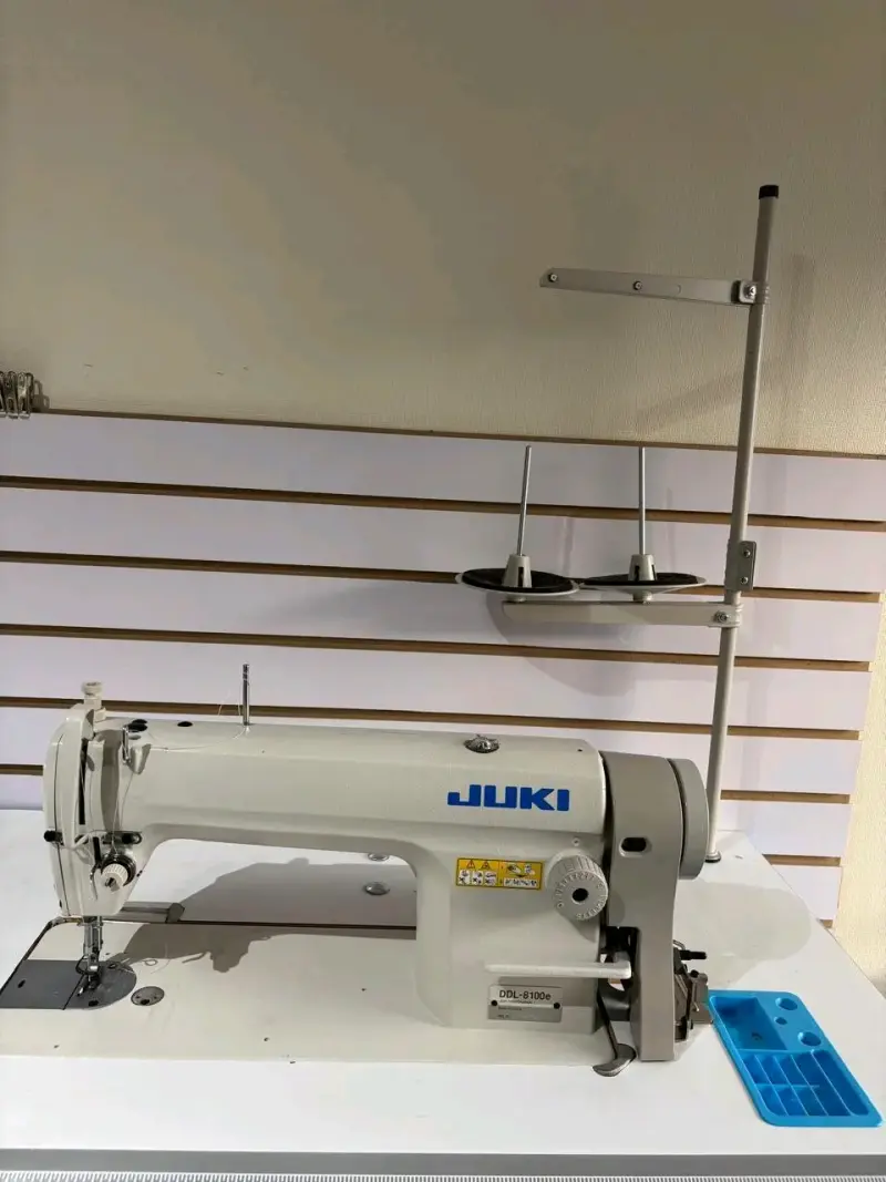 Máquina de Coser Industrial Juki en Buen Estado - 5