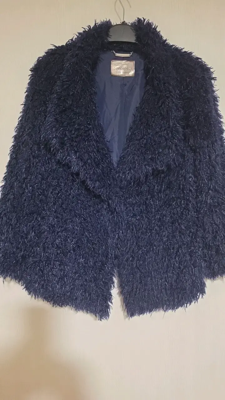 Chaqueta de felpa azul marino Concept K - 1
