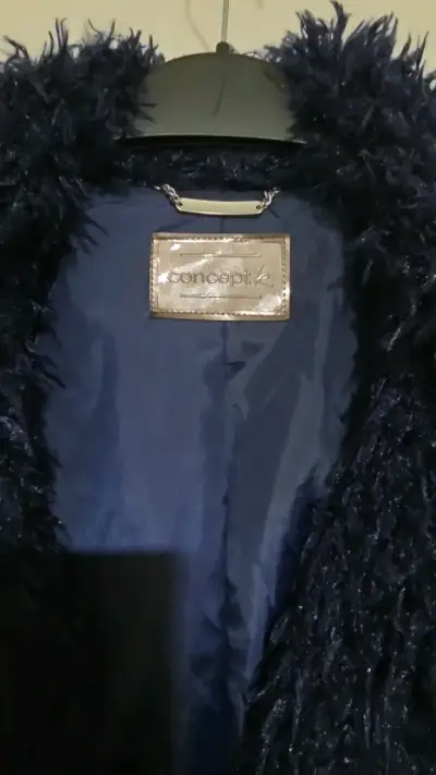 Chaqueta de felpa azul marino Concept K - miniatura 2