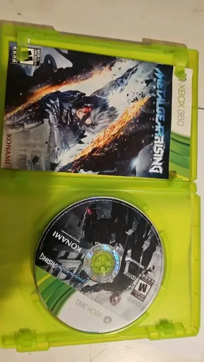 Metal Gear Rising: Revengeance xbox 360 - miniatura 2