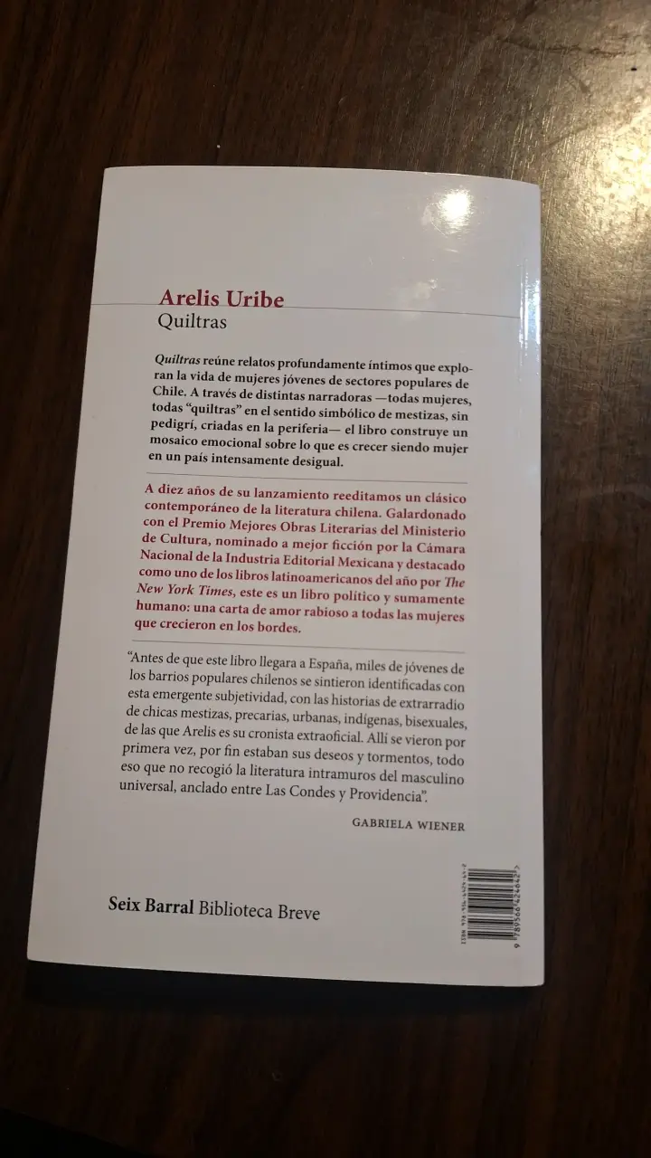 Libro 'Quiltras' de Arelis Uribe - 2