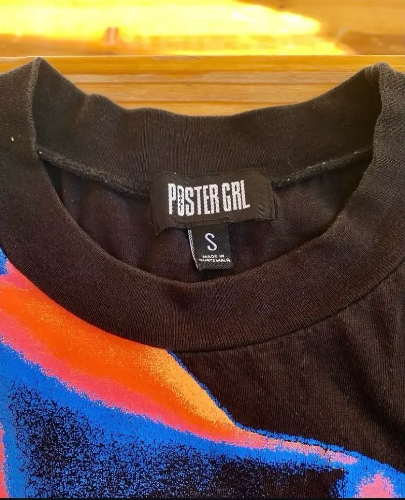 Polera Poster Grl con diseño térmico - 2