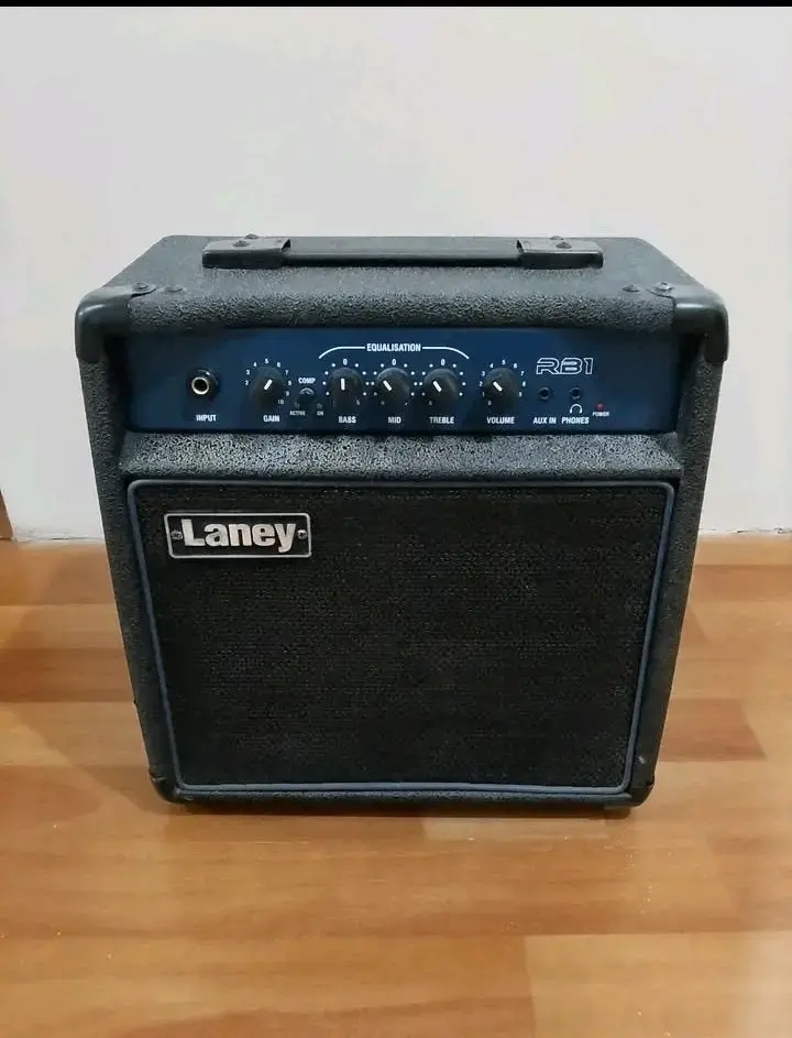 Amplificador de Bajo Laney RB1 compacto - 1
