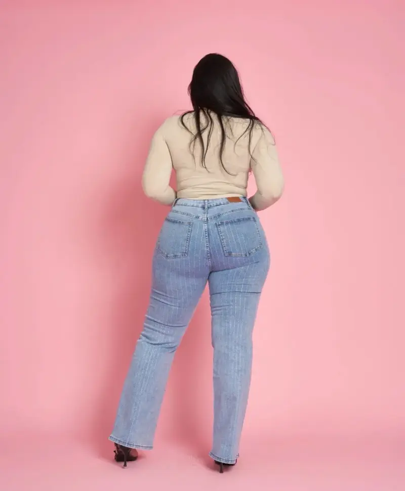 Jeans Menina para mujer con diseño moderno - 2