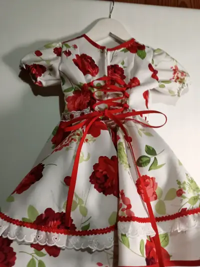 Vestido de cueca con estampado floral rojo talla 2 - miniatura 2