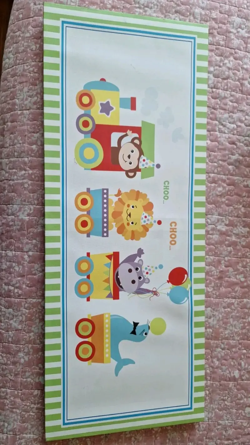 Cuadro infantil con diseño de tren y animales