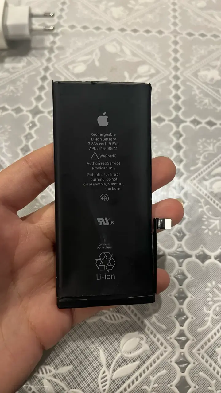 Batería Apple para iPhone 11 normal 77%