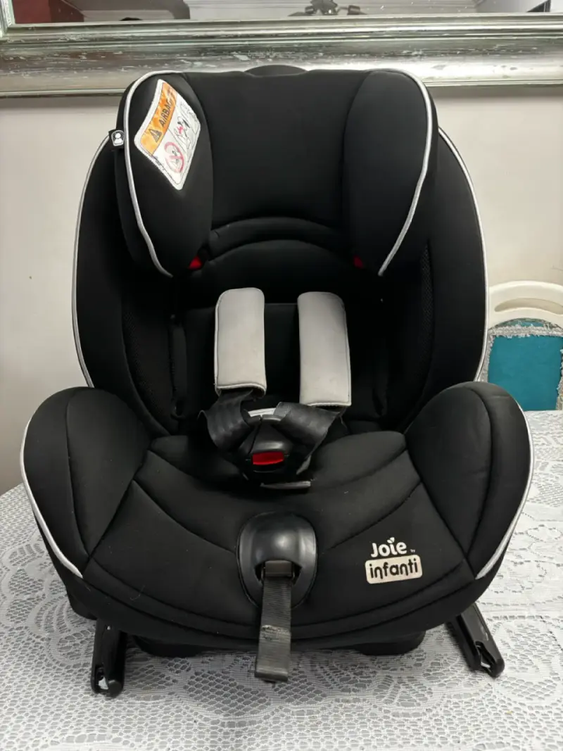 Silla de Auto para Bebé Joie Infanti Negra - 1