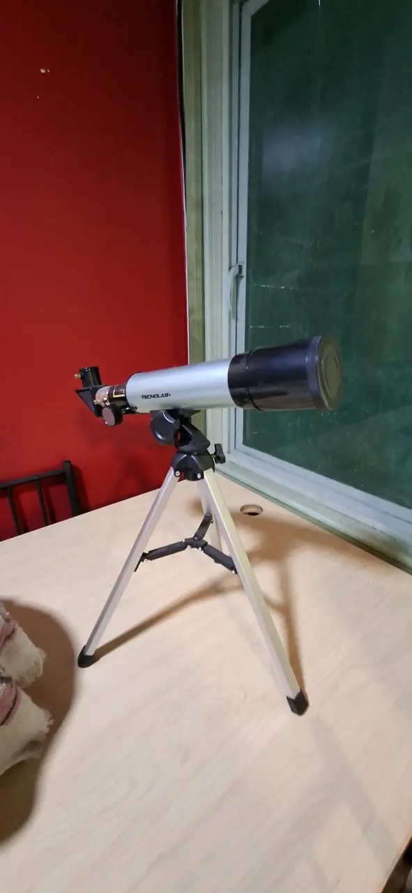 Telescopio refractor con trípode Tecnodart - 2