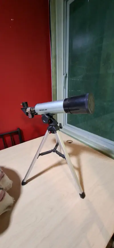 Telescopio refractor con trípode Tecnodart - miniatura 2