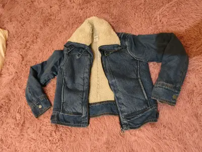Chaqueta de mezclilla con chiporro - miniatura 1