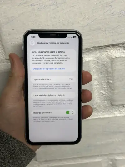 iPhone 11 64GB con caja y cargador - miniatura 4