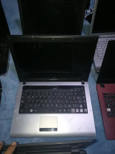 Lote de laptops varias marcas - miniatura 4