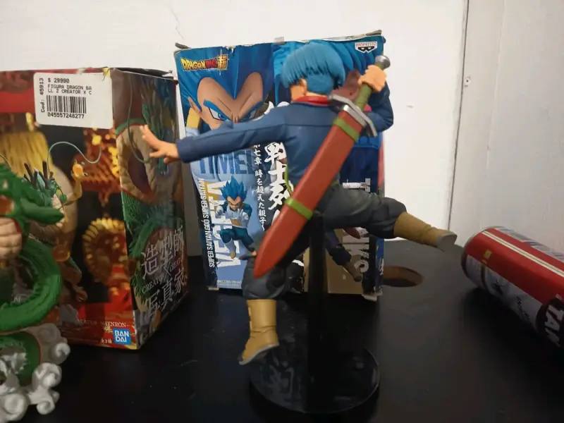 Figura de colección Shenron y Trunks Dragon Ball - 3